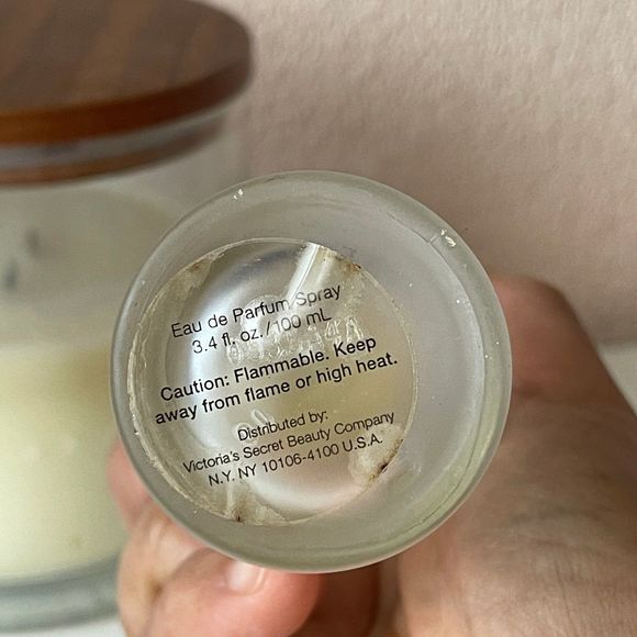 RARE Victoria's Secret body by Victoria perfume Original 3.4 Fl Oz. retired - Picture 3 of 4